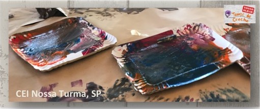 bandejas para atividade de pintura